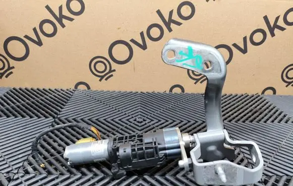 Audi Q7 4M Tailgate/trunk/boot lift motor 4M0827851A