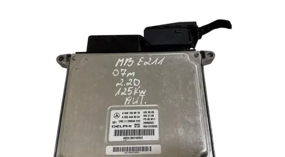Mercedes-Benz E W211 Engine control unit/module A6461509878 28080022 A0034469040