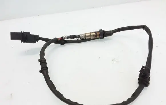 Volkswagen Touareg I Lambda probe sensor 07Z906262D 0281004022