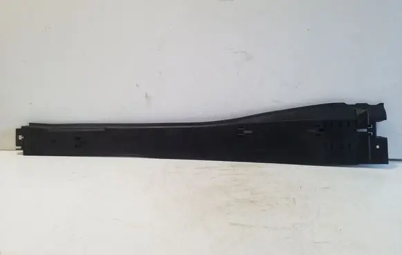 Volvo XC60 Center/middle under tray cover 6G9N9S282DA