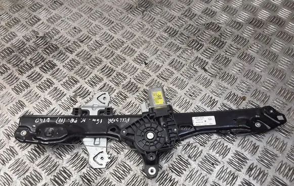 Nissan Pulsar Rear door window regulator with motor 807013ZL0A