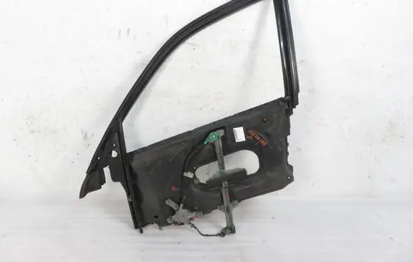 Audi A6 S6 C4 4A Front door window/glass frame 