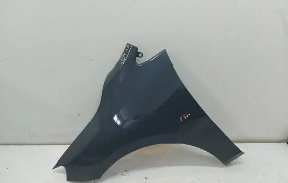 BMW 2 Active Tourer U06 Fender