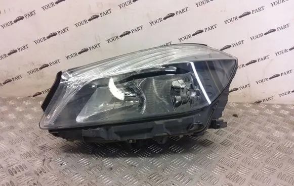 Mercedes-Benz A W176 Headlight/headlamp a1768200361kz