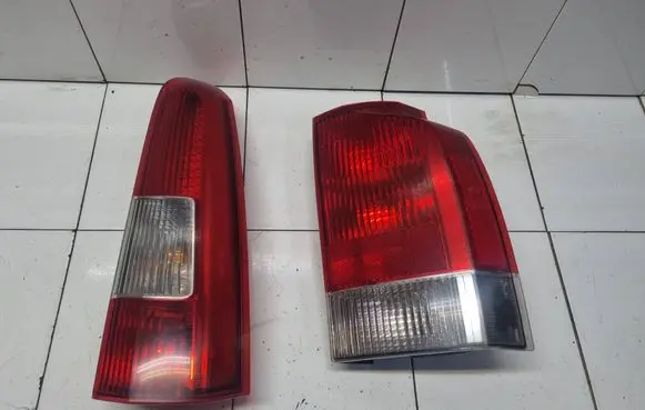 Rear/tail lights