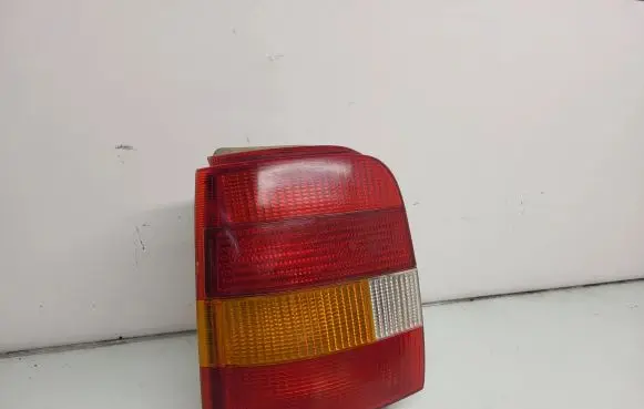 Ford Sierra Rear/tail lights 0053351R38 83BG13A003