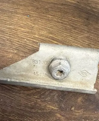 Renault Master III Battery bracket 83100r