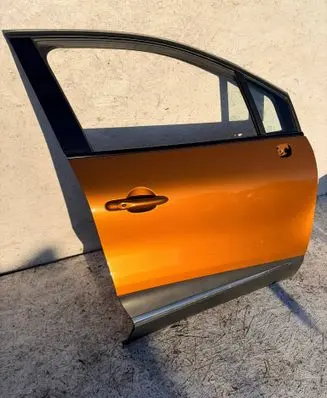Renault Captur Front door 