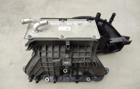 Volkswagen Golf VI Intake manifold 03C129711AD ZSB709AH 03C145749N