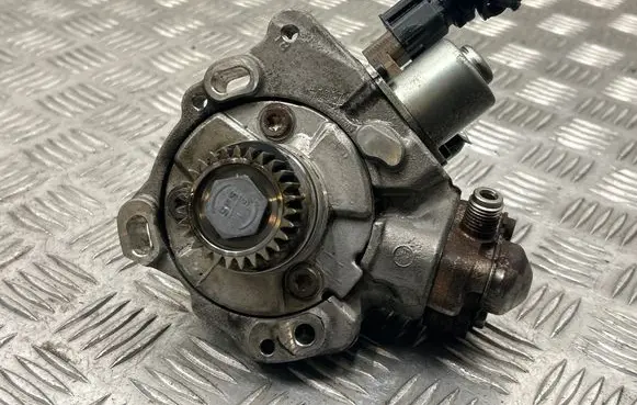 Ford Mondeo MK V Fuel injection high pressure pump 9674984480 28384347 1006947LHR