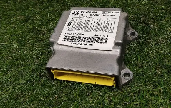Volkswagen Golf Plus Airbag control unit/module 1K0909605T 5WK43412