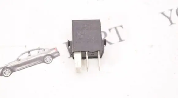 BMW 5 E39 Other relay 1393412
