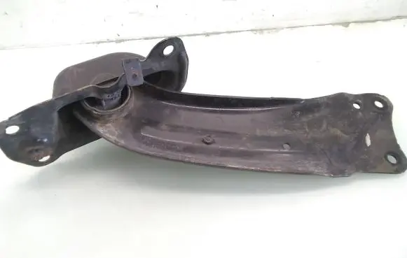 Volkswagen PASSAT B7 Rear upper control arm/wishbone 3C0505226