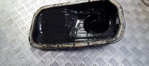 Mitsubishi Colt Oil sump