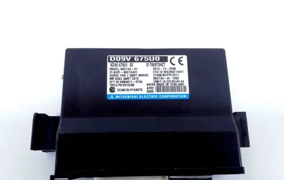 Mazda CX-3 Keyless (KESSY) go control unit/module D09V675U0