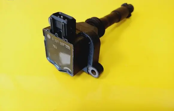 Lancia Kappa High voltage ignition coil 0221504006