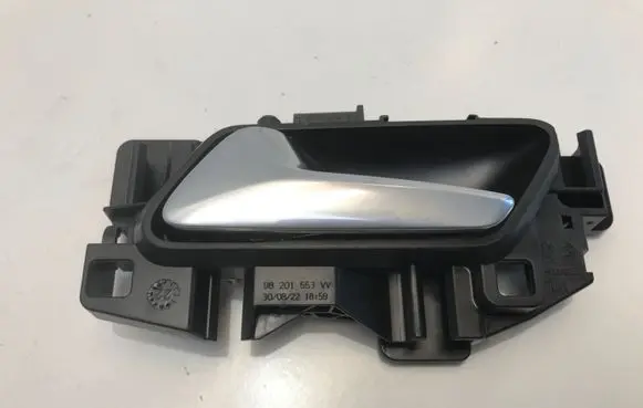 Opel Mokka B Rear door interior handle 98201553