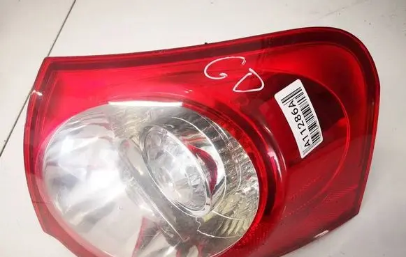 Volkswagen PASSAT B6 Rear/tail lights 