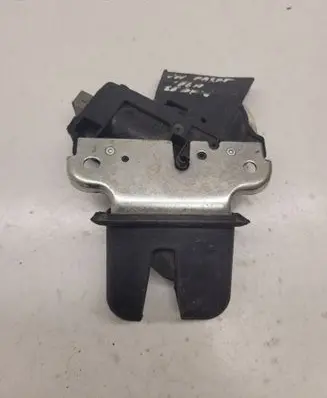 Audi A6 S6 C6 4F Tailgate/trunk/boot lock/catch/latch 4F5827505D 4F5827505