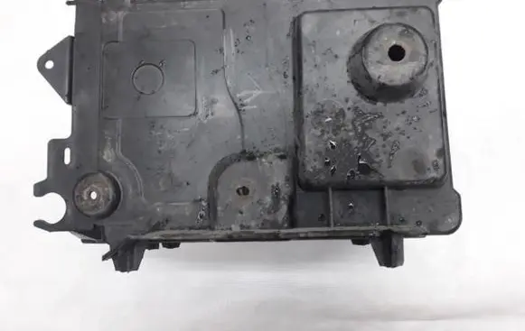 Battery box tray