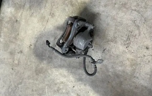 Hyundai Ioniq Front brake caliper
