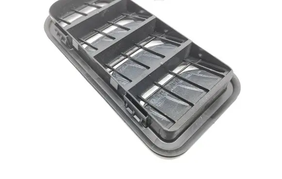 Volkswagen Tiguan Allspace Quarter panel pressure vent 7N0819465E