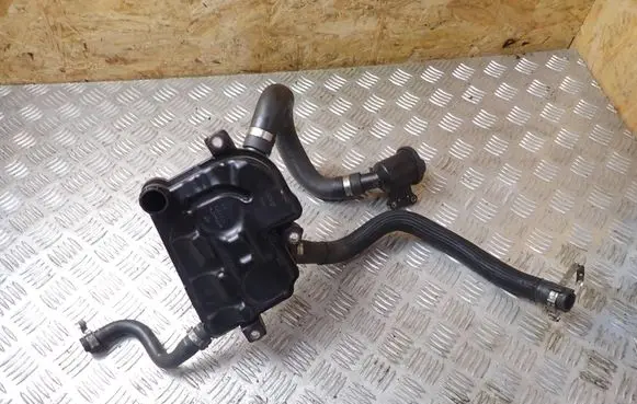 Jaguar XF X250 Oil breather separator 9675994880