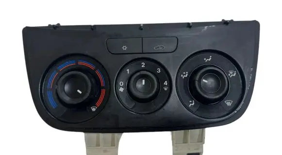 Opel Combo D Climate control unit