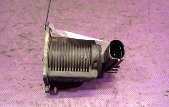 Renault Scenic II - Grand scenic II EGR valve 7700107471