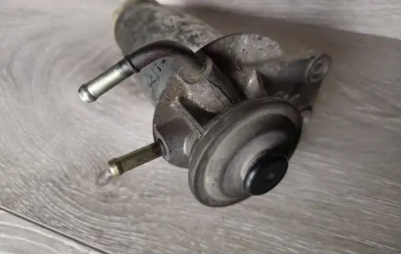 Mazda 626 Fuel filter heater 
