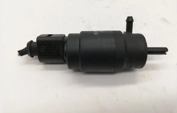 Mercedes-Benz C W203 Windscreen/windshield washer pump A0335450228 3090179