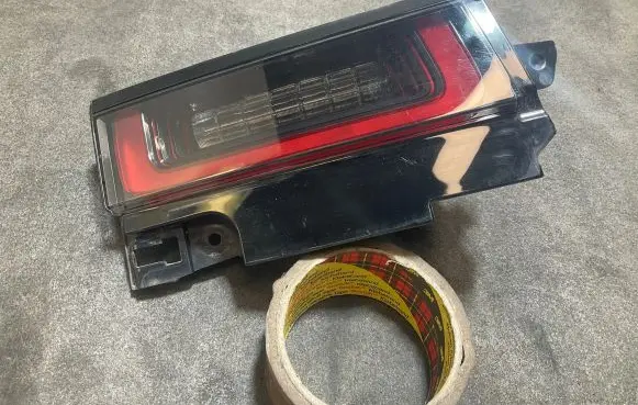 Tailgate rear/tail lights