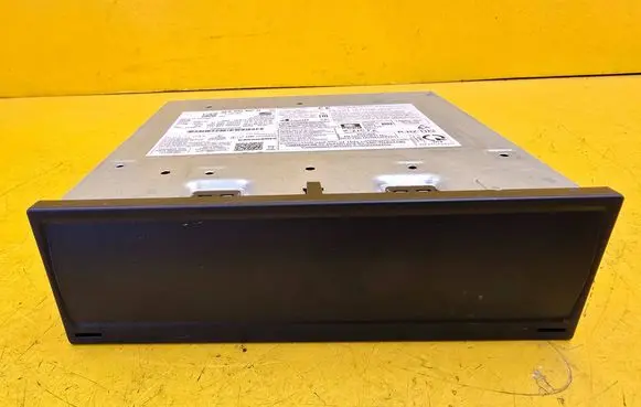 Seat Leon IV Radio/CD/DVD/GPS head unit 5FA035862H