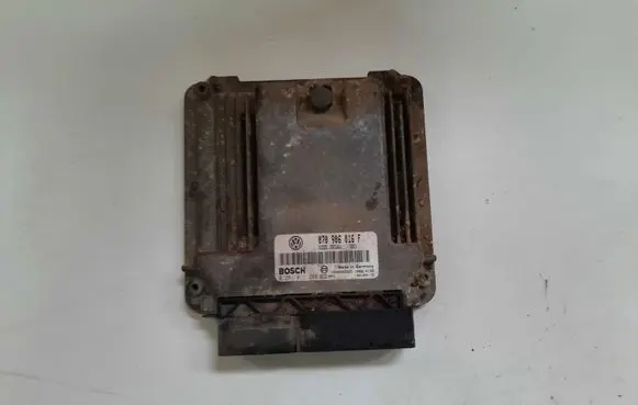 Volkswagen Touareg I Engine control unit/module 070906016F