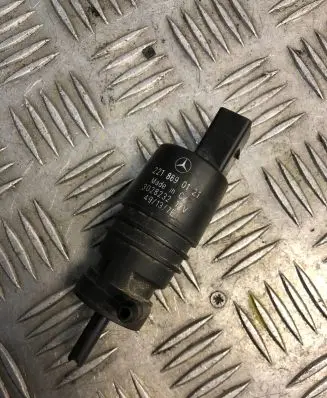 Mercedes-Benz S W221 Windscreen/windshield washer pump 2218690121