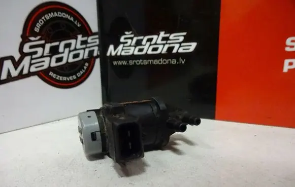 Audi A4 S4 B6 8E 8H Turbo solenoid valve 1J0906283A