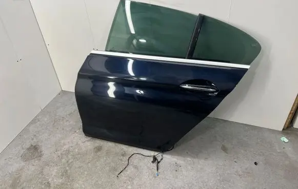 Rear door