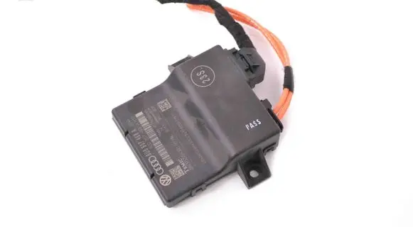 Audi A1 Gateway control module 8U0907468A