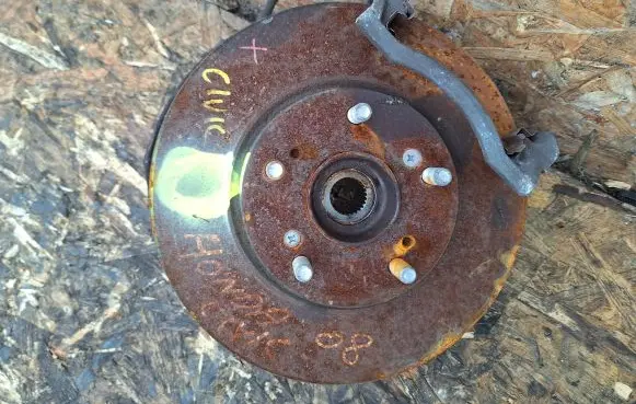 Honda Civic Front wheel hub spindle knuckle