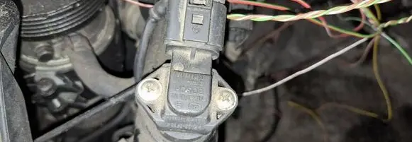 Volkswagen PASSAT B5 Air pressure sensor 038906051
