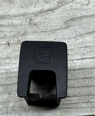 Volkswagen PASSAT B8 ISOFIX cover 3G0887187