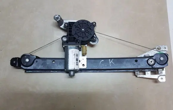 Volvo V70 Rear door window regulator motor