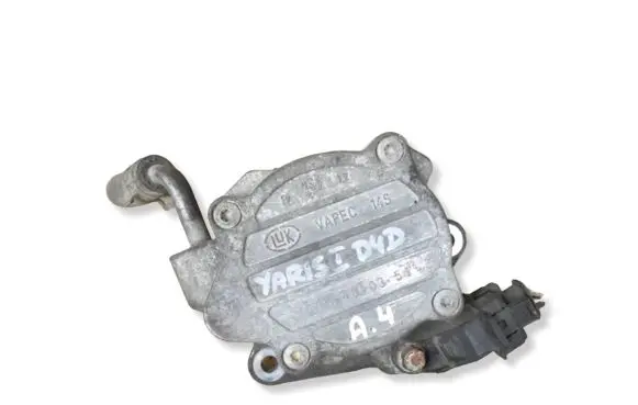 Toyota Yaris Vacuum pump 23100351