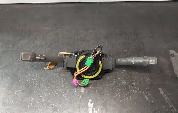 Volvo V70 Wiper turn signal indicator stalk/switch 8622184