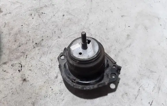 Dodge Durango Engine mount bracket 68252522AA
