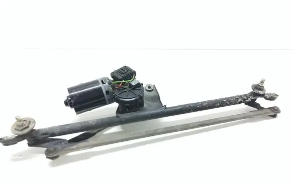 Front wiper linkage