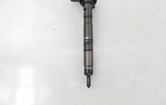 Audi A4 S4 B8 8K Fuel injector 03L130277 0445116030