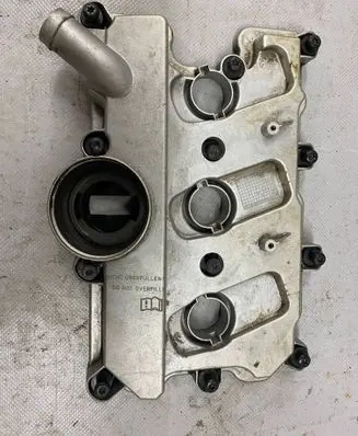 Audi Q7 4M Rocker cam cover 06E103471S