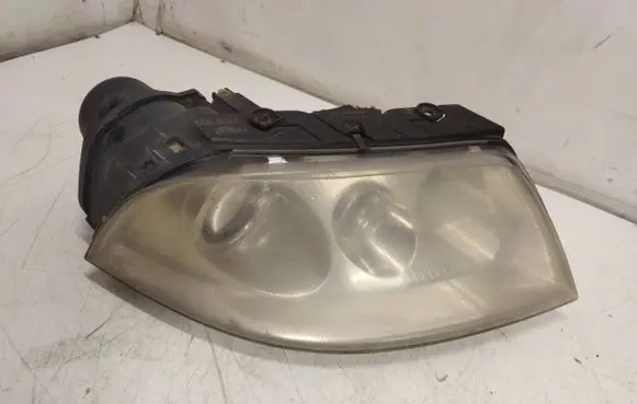 Volkswagen PASSAT B5.5 Headlight/headlamp 3B7941018M 1EL00834008