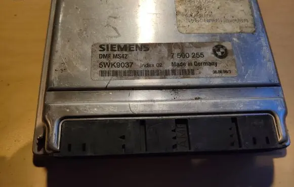 BMW 7 E38 Engine control unit/module ECU 7500255